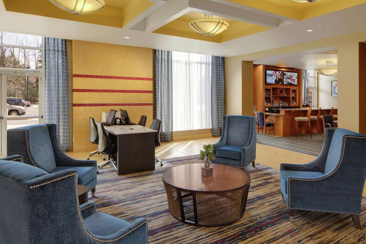 Doubletree Richmond Airport Hotell Sandston Eksteriør bilde