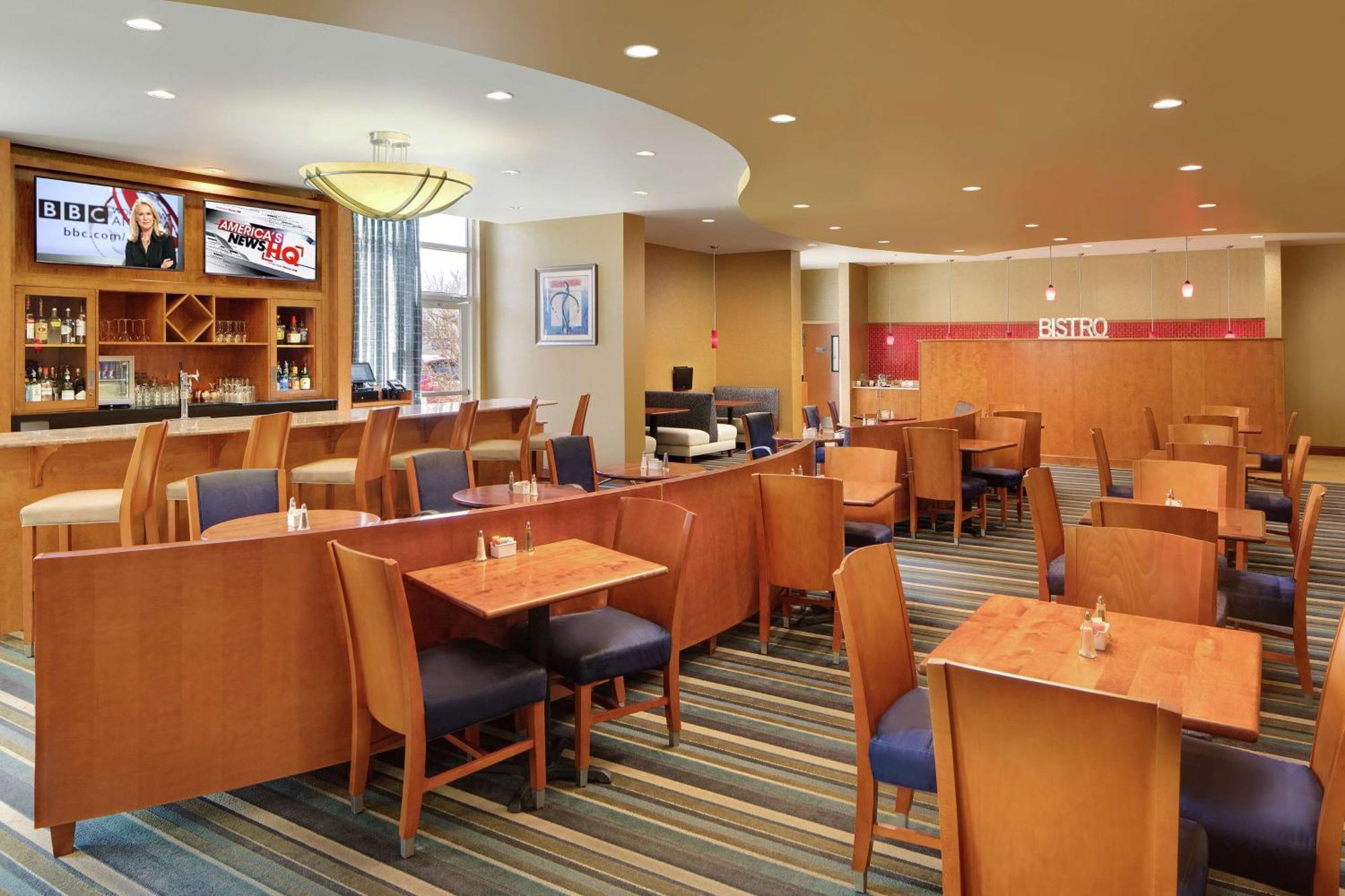 Doubletree Richmond Airport Hotell Sandston Eksteriør bilde